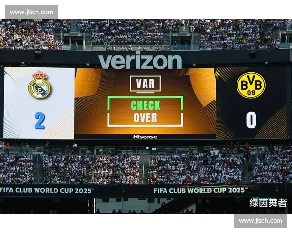 欧洲顶级联赛激烈对决揭示球队战术变革与新星崛起内幕 欧洲顶级联赛激烈对决揭示球队战术变革与新星崛起内幕